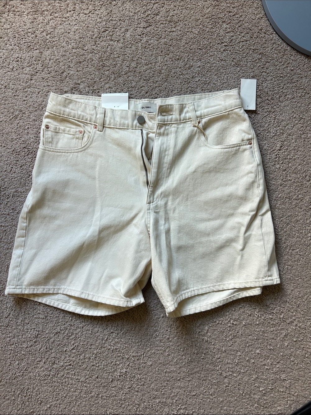DL1961 Women’s Taylor Cream Denim Shorts